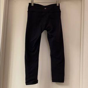 Lululemon leggings size 2 crop